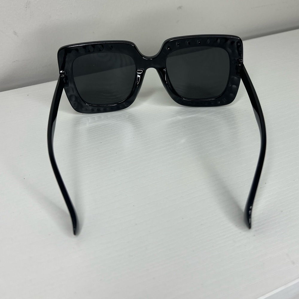 Black Crystal-Embellished Sunglasses. Elton John style! Festival fun. - Picture 5 of 6